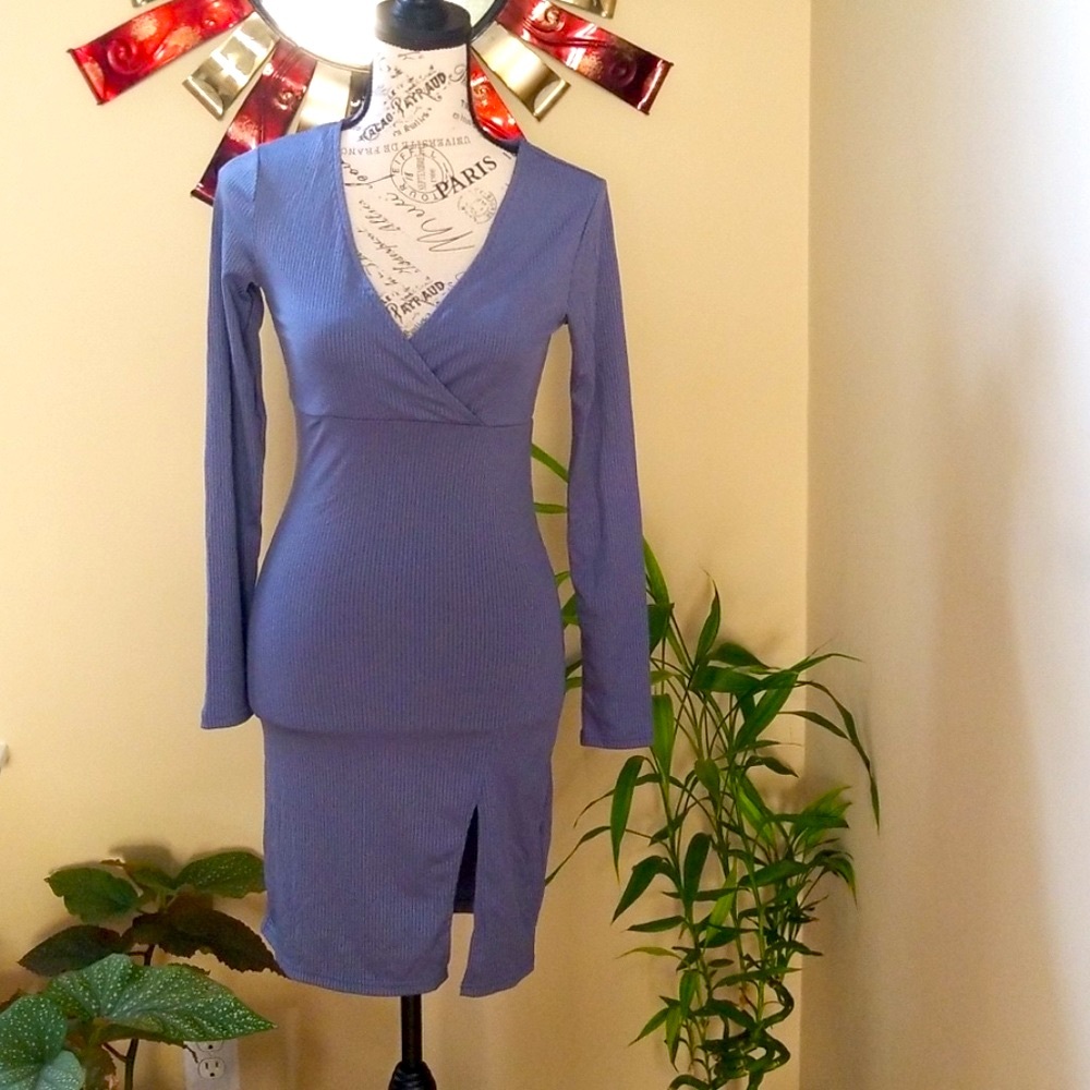 Long Sleeve V-Neck Dress